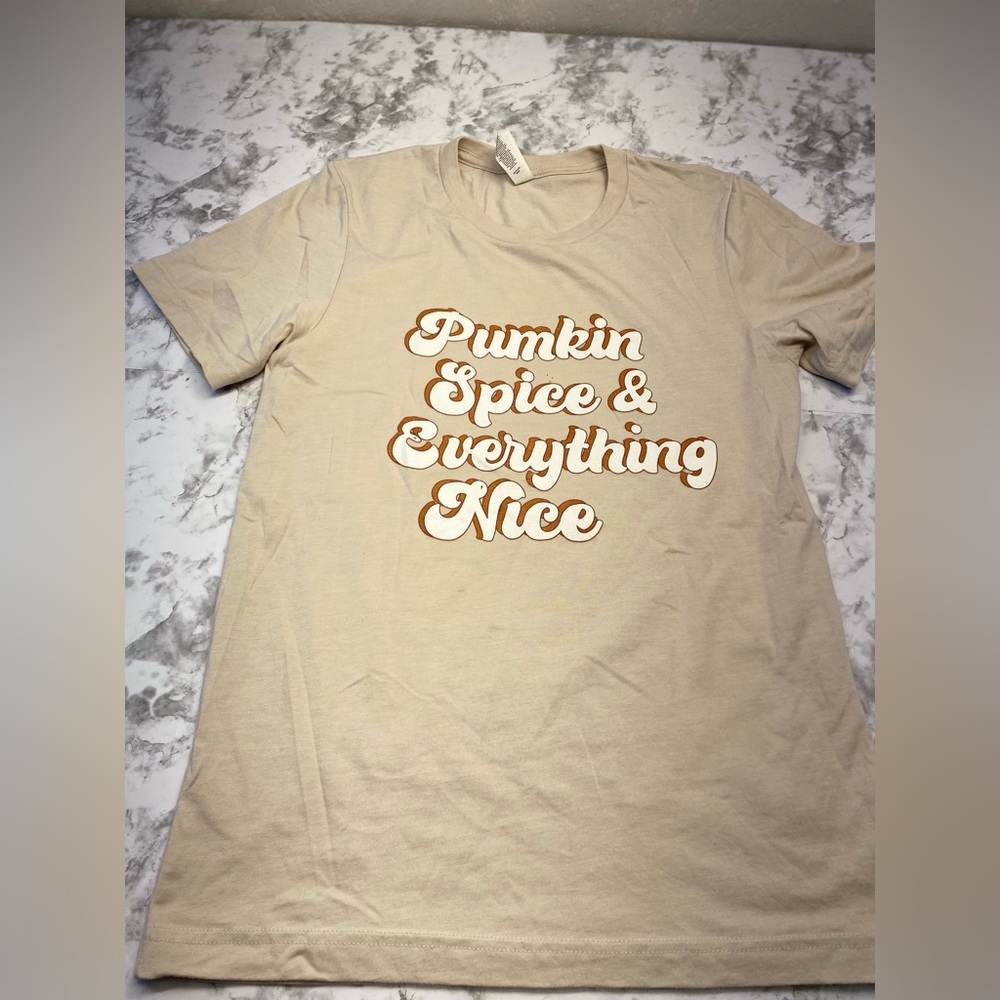 Pumpkin spice & everything nice cream lightweight casual tee shirt size small - Picture 12 of 14